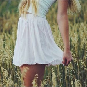 Brandy Melville white mini skirt